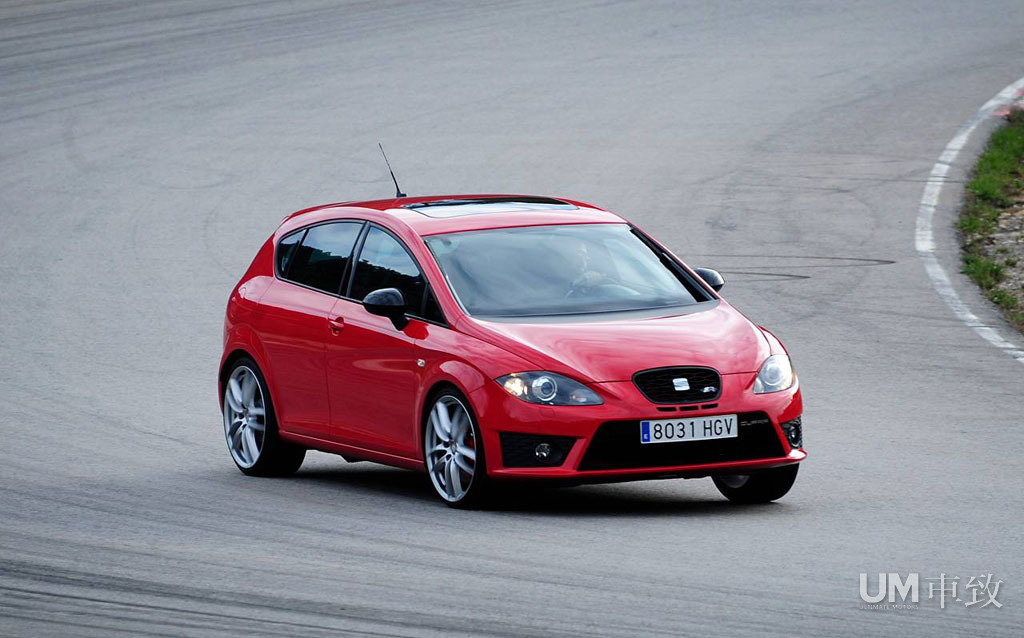 体验西雅特leon cupra r