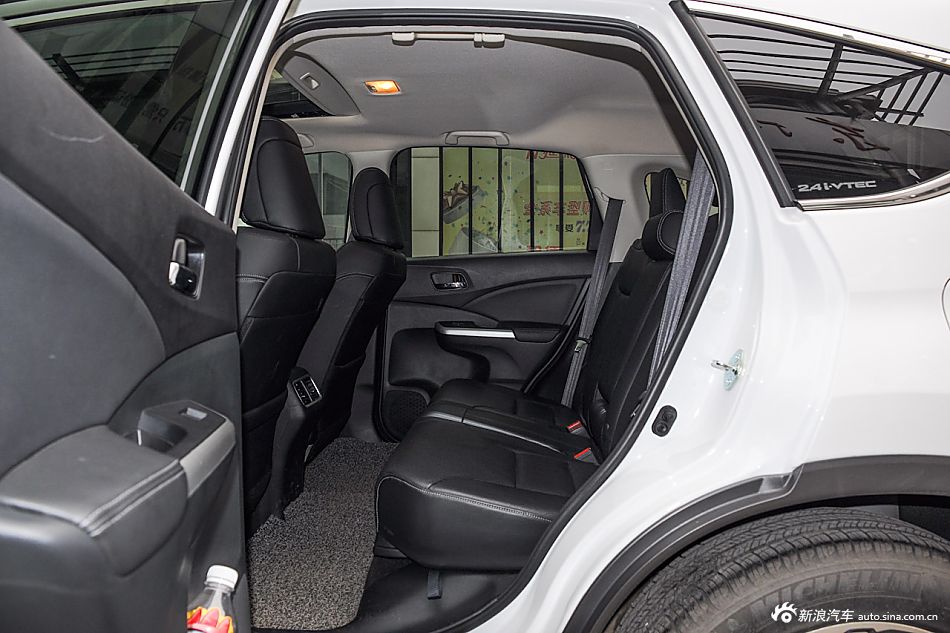 2015款CR-V 2.4L自动四驱豪华版