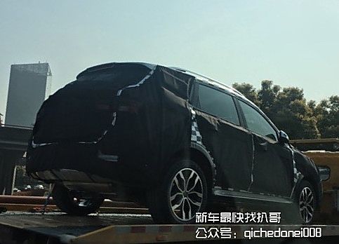 上汽荣威RX5谍照详解 将于北京车展首发