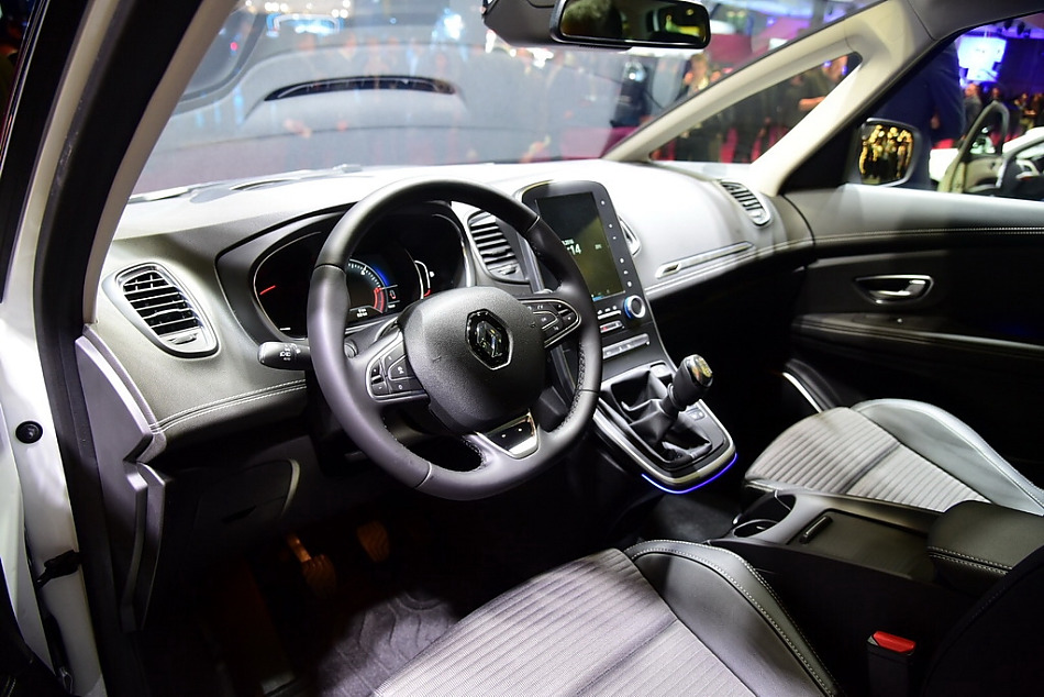 巴黎车展：雷诺全新大风景亮相