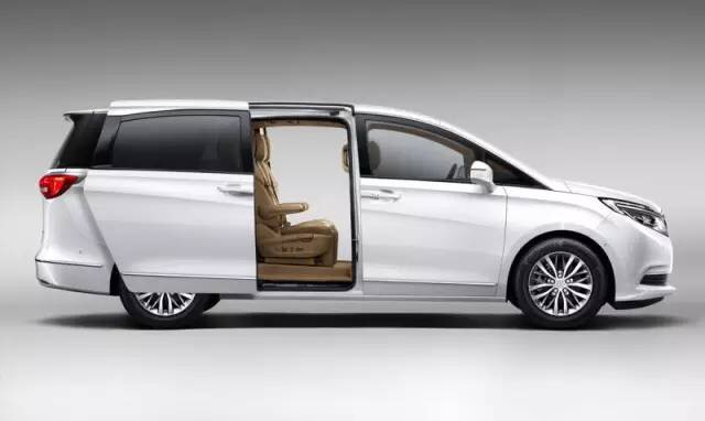 别克全新一代GL8内饰发布