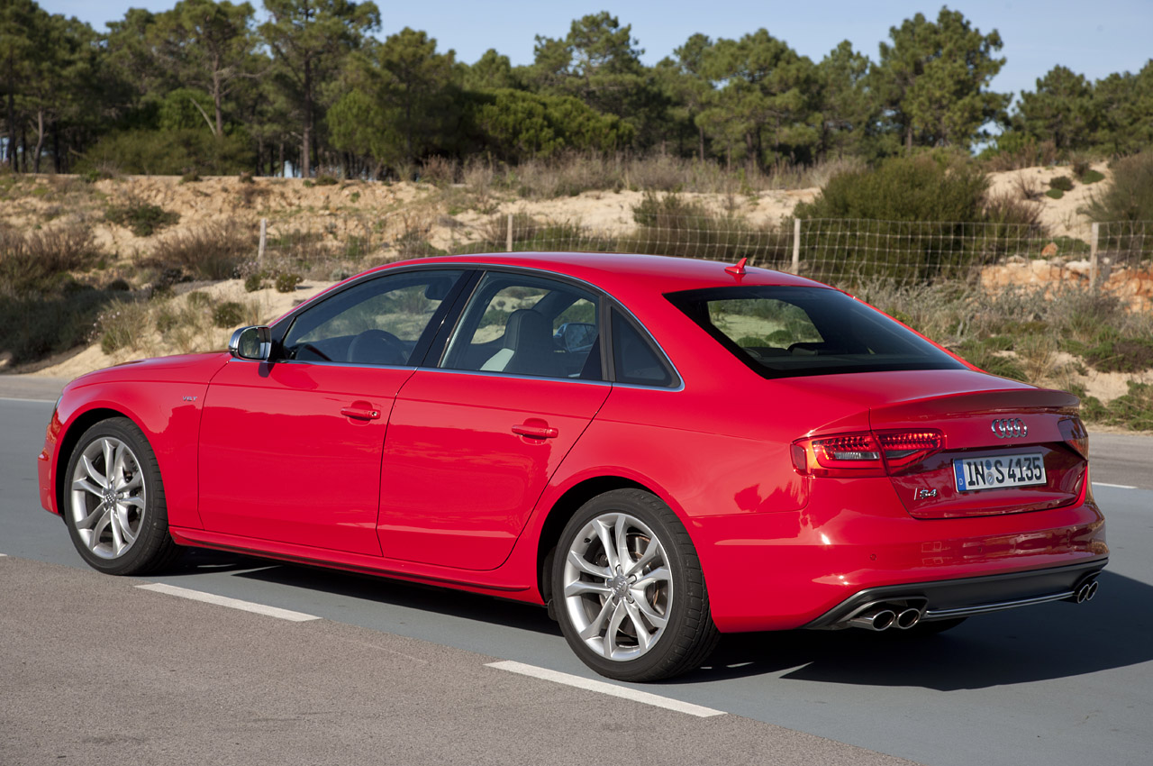 2013款奥迪s4组图欣赏