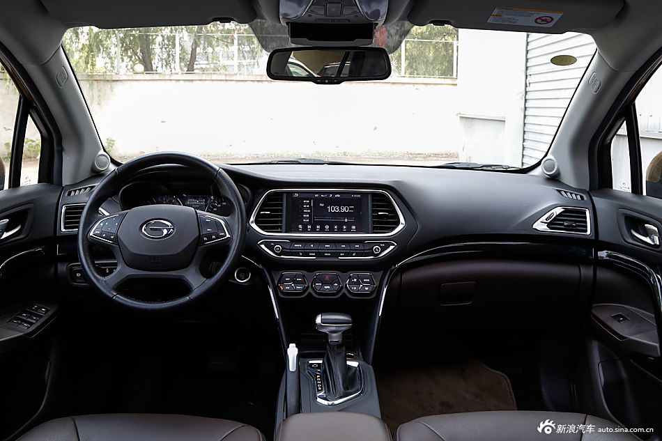 国货热销SUV 传祺GS4与哈弗H6