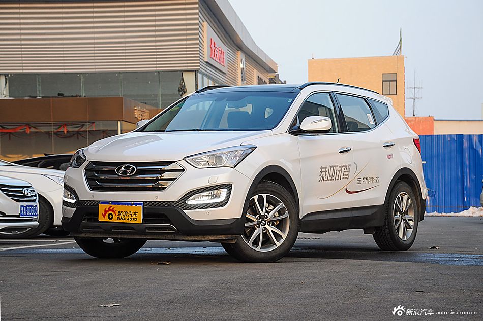 2015款全新胜达2.0T自动四驱顶级型 7座