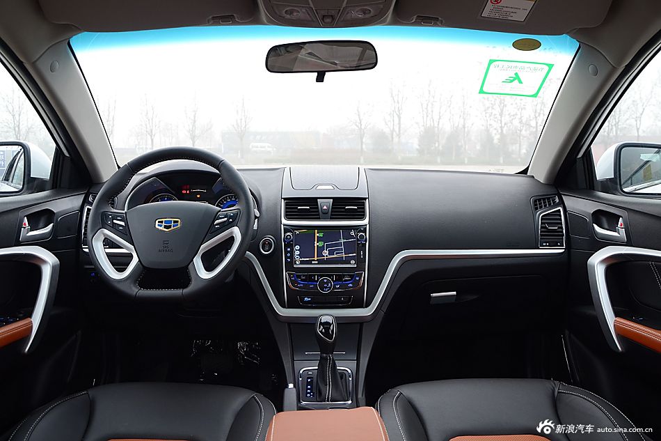 2016款吉利帝豪1.5L自动RS两厢向上版