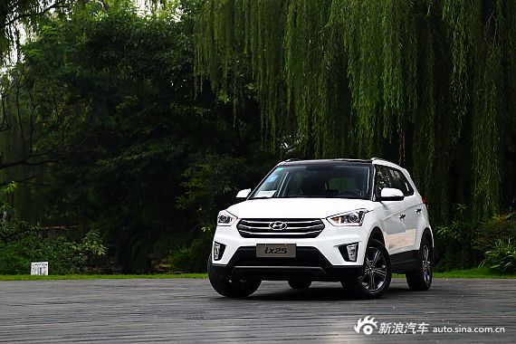 北京现代ix25 2.0L四驱
