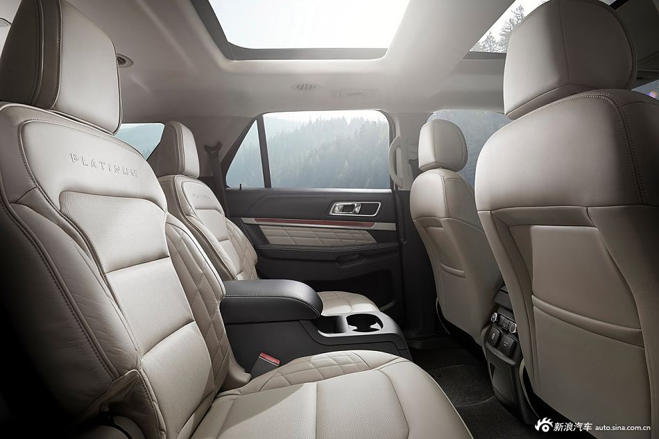 2016款福特探险者官方图