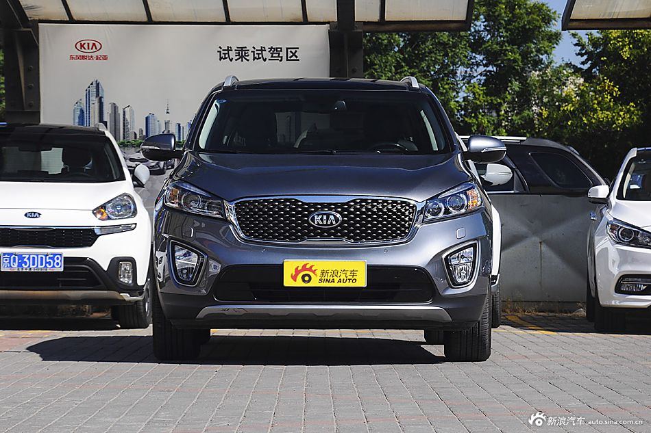 2015款索兰托L 2.4L GDI汽油四驱旗舰版 版 5座 国5