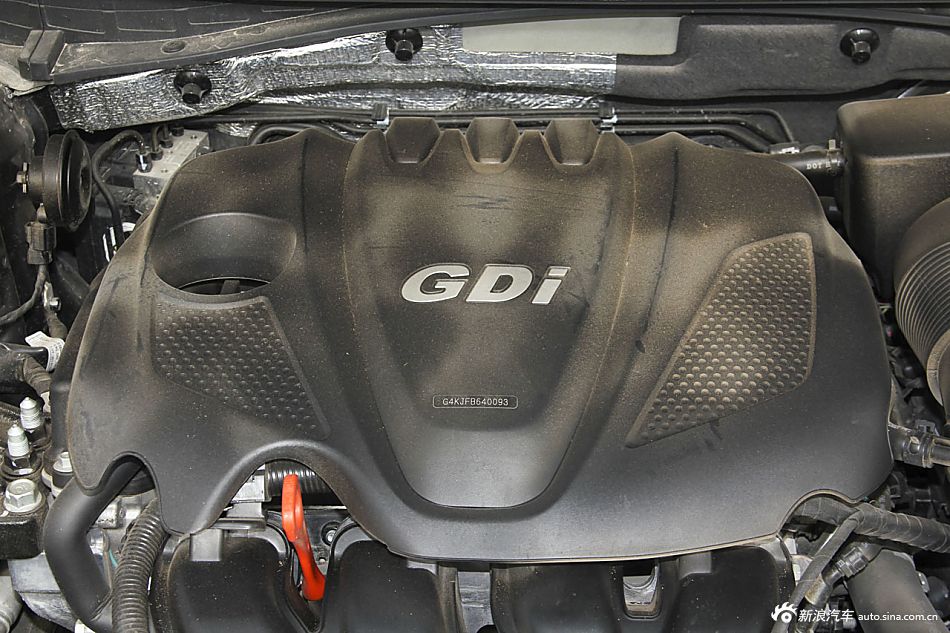 2015款索纳塔九 2.4L自动 TOP旗舰型2015款索纳塔九 2.4L自动 TOP旗舰型