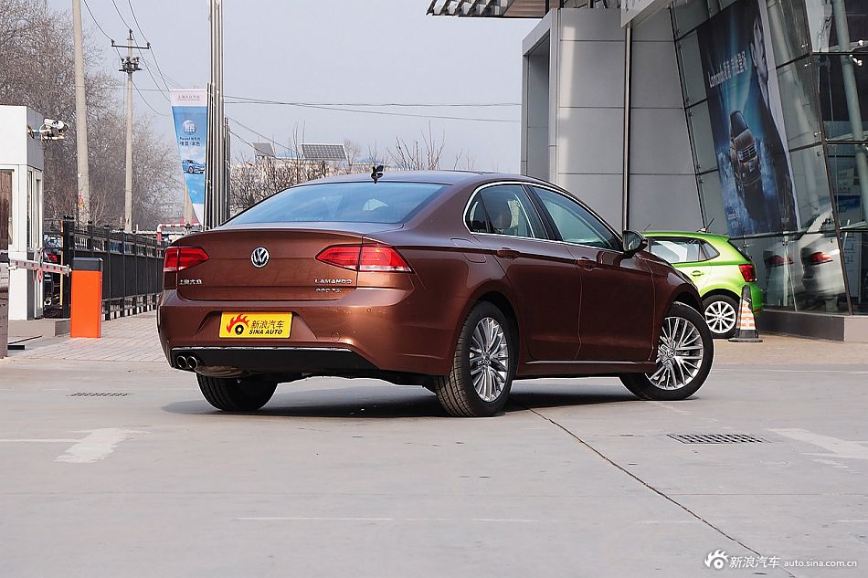 2015款凌渡330TSI DSG自动豪华型