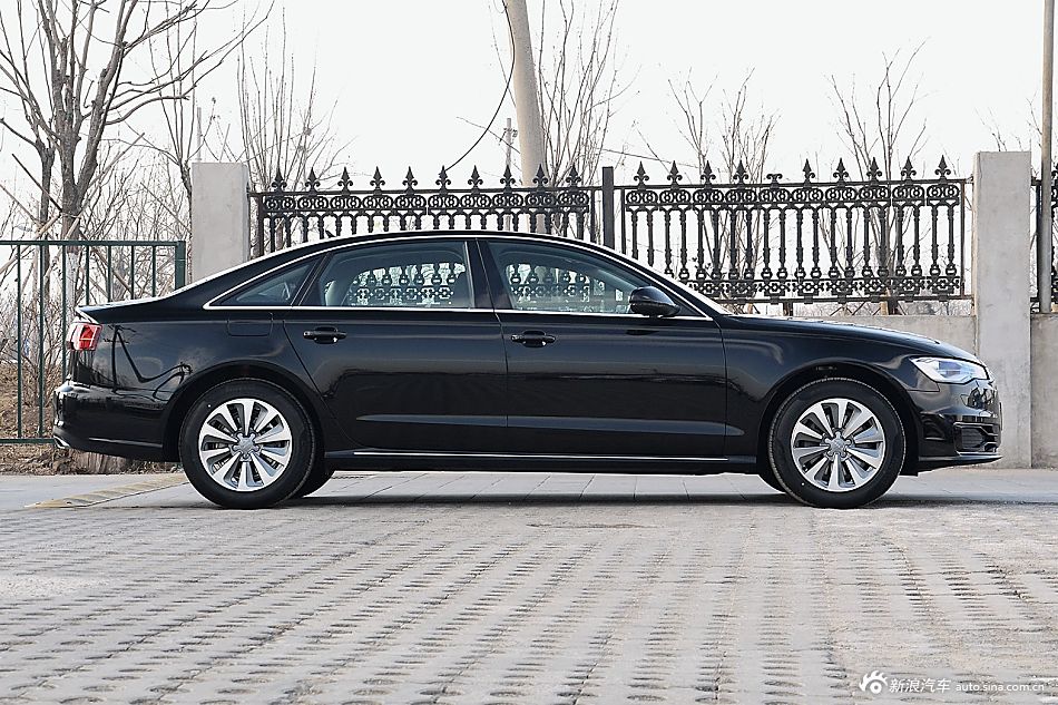 2016款奥迪A6L 1.8T自动TFSI技术型