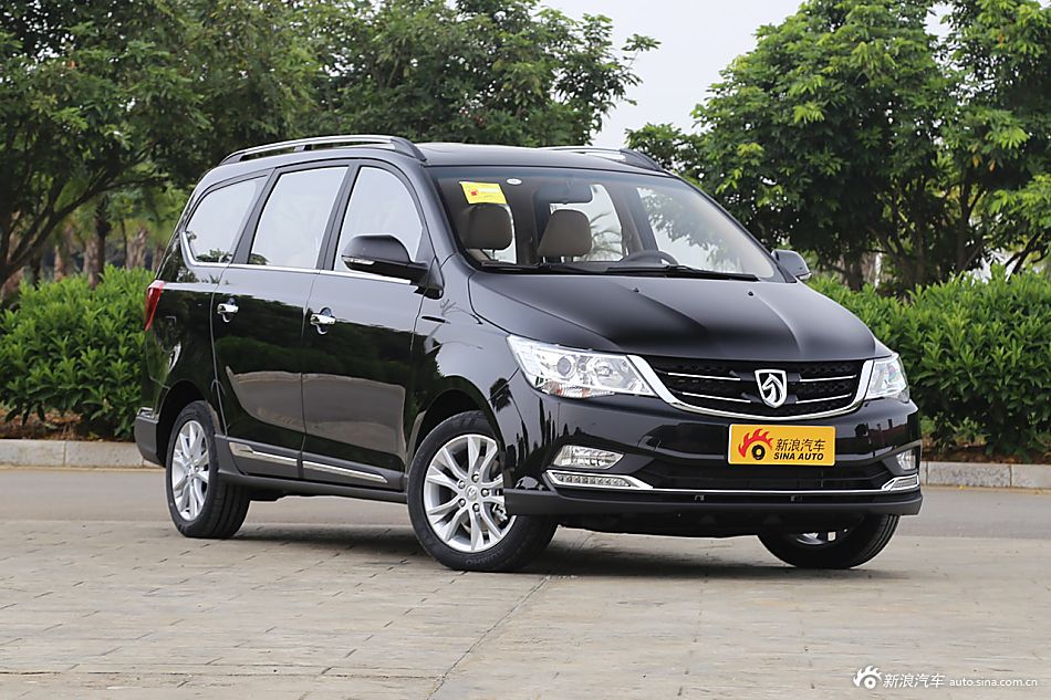 2016款宝骏730 1.5L旗舰版