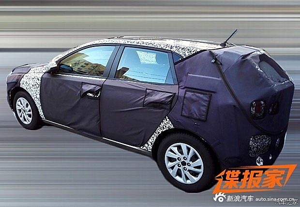 现代新伊兰特GT国内谍照