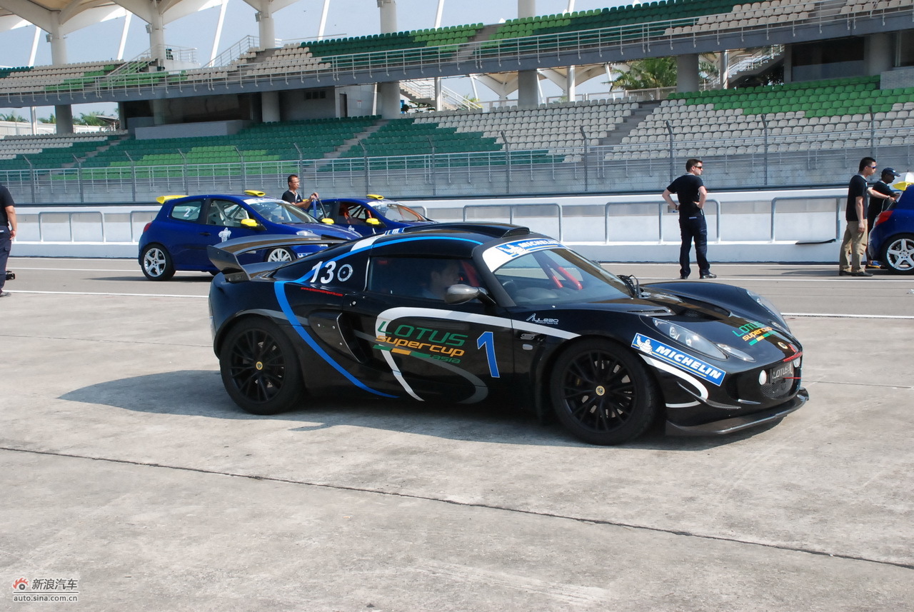 米其林pilot super sport雪邦赛道测试