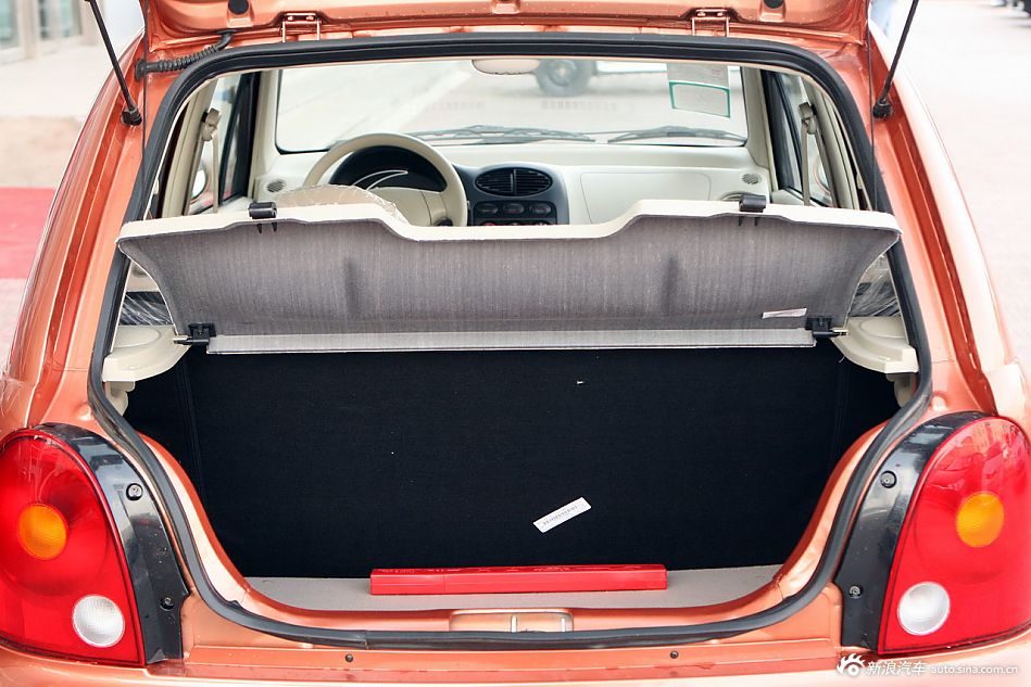 2012款奇瑞qq3_qq空间图片14455002_汽车图库_新浪汽车_新浪网