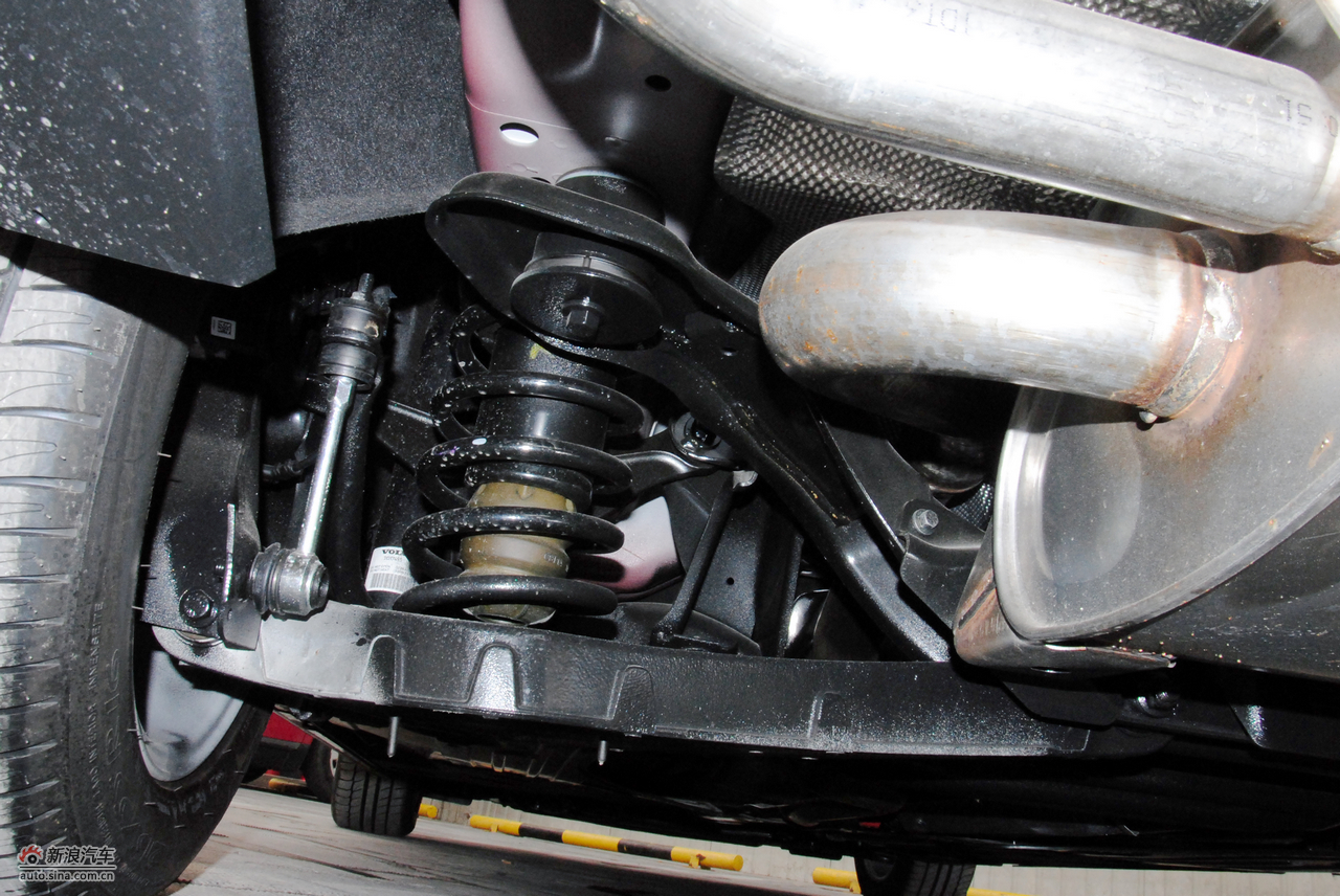 沃尔沃s60高清到店实拍_s60底盘图片4375054_汽车图库_新浪汽车_新浪