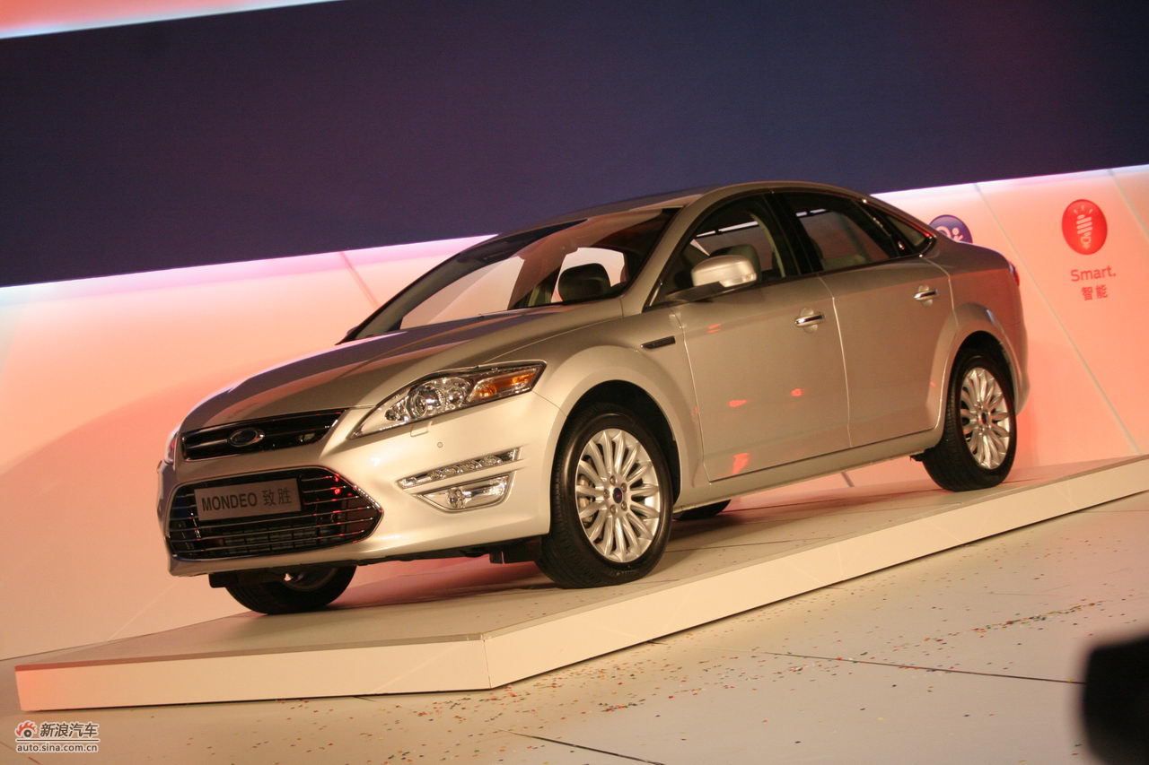 2011款蒙迪欧致胜上市图_福特致胜活动图片4775076_汽车图库_新浪汽车