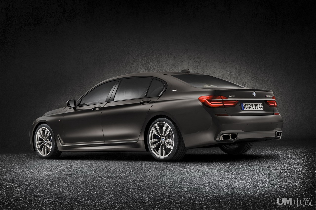 强劲的心 宝马m760i xdrive-新浪汽车