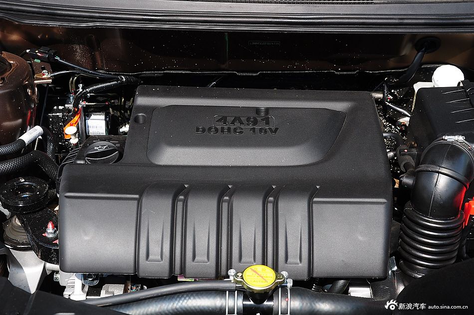 2015款V5菱致plus 1.5L手动智趣型