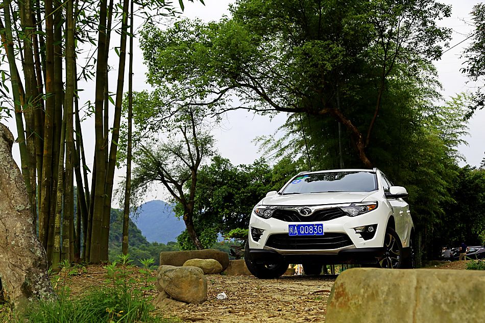 东南DX7黑爵饰试驾