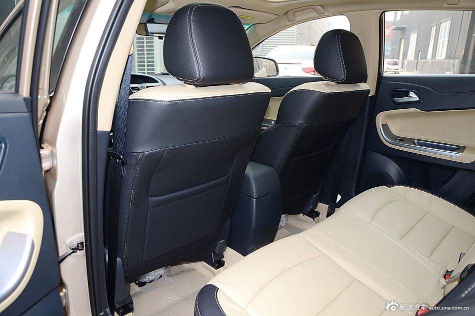 2016款海马福美来1.6L手动品尚型升级版