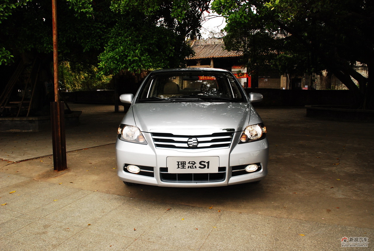 广汽本田理念s1外观实拍