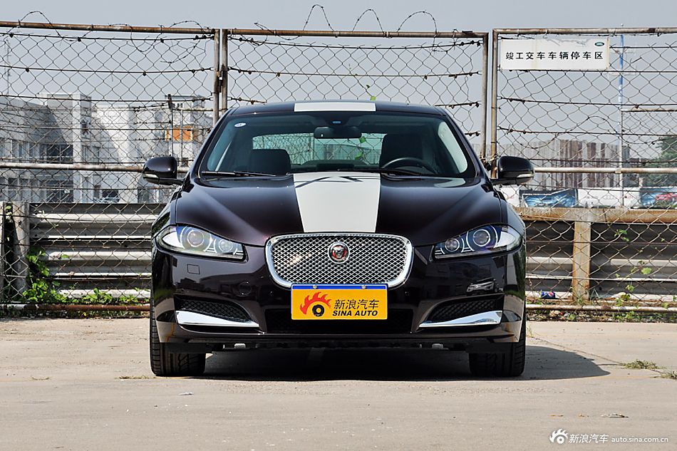 2015款捷豹XF 2.0T 80周年典藏豪华版