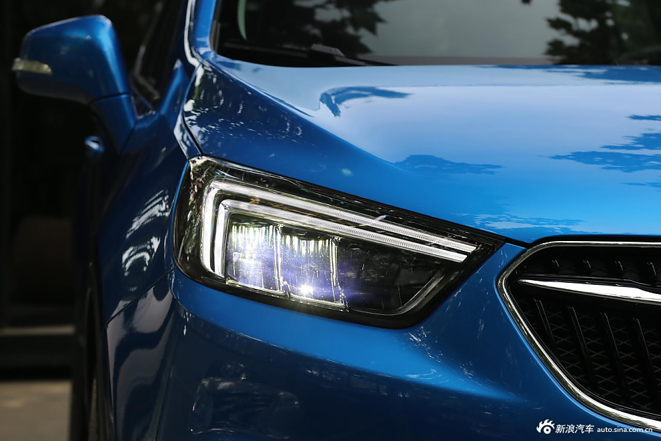 年轻人的第一辆SUV.实拍新款别克昂科拉