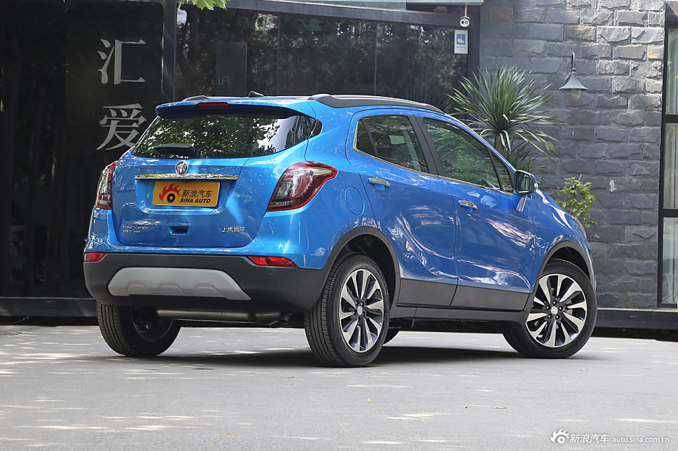 年轻人的第一辆SUV.实拍新款别克昂科拉
