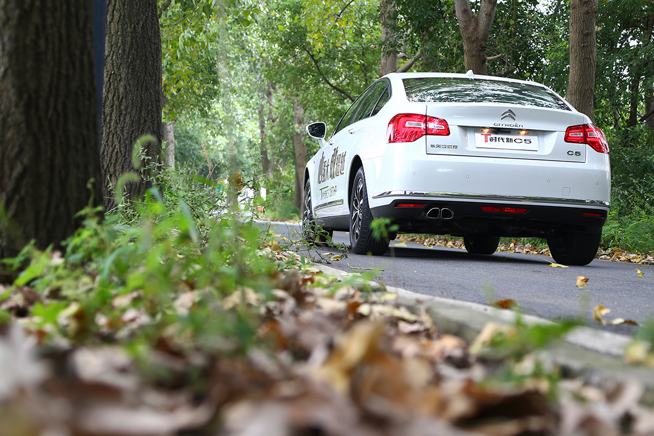 体验试驾雪铁龙C5 1.8THP