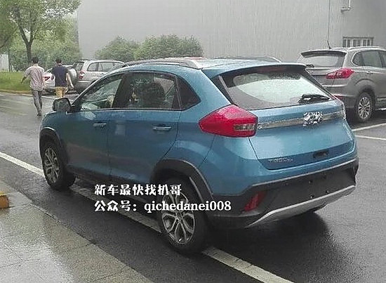 奇瑞小型SUV瑞虎3X曝光