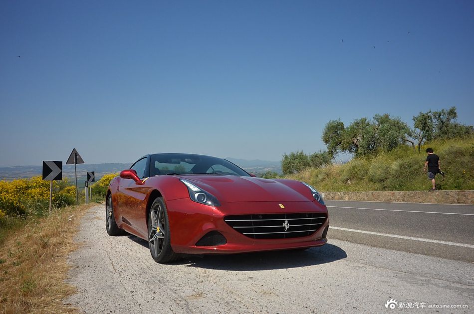 2014款California 3.9T标准型