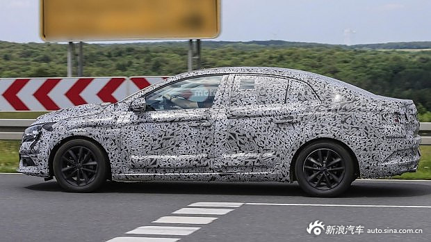 雷诺新一代风朗谍照曝光