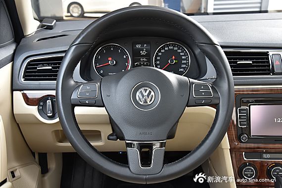 2013款朗逸改款1.6L自动豪华版