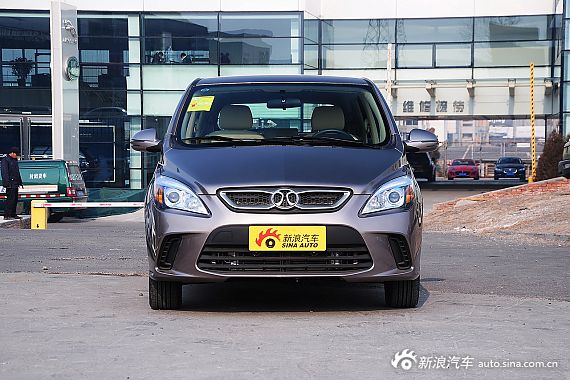 2015款绅宝D20自动两厢1.5L自动乐天版