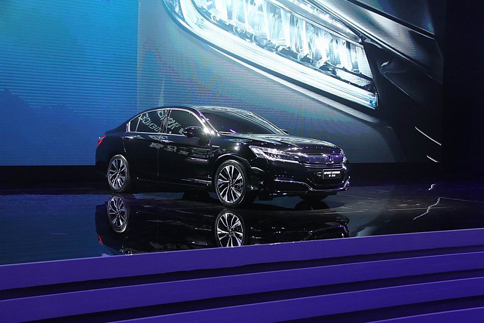 国产雅阁混动版