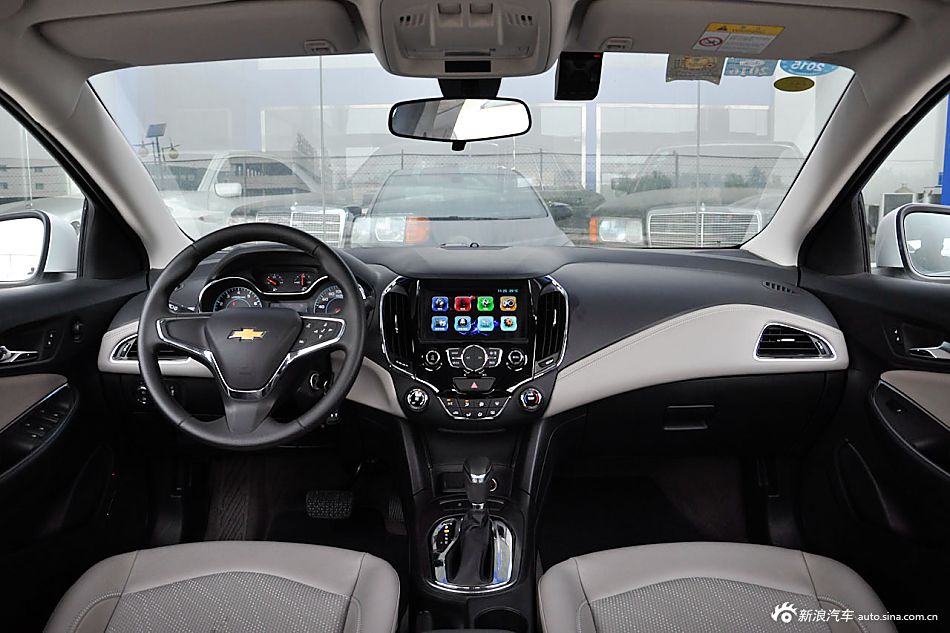 2015款科鲁兹1.5L自动豪华版