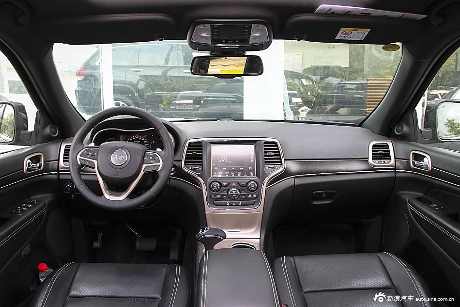 2015款大切诺基3.6L自动精英导航版