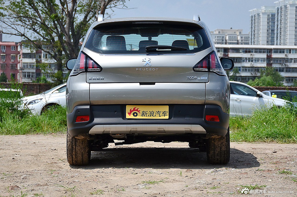 12月比价 标致3008广州促销12.03万起