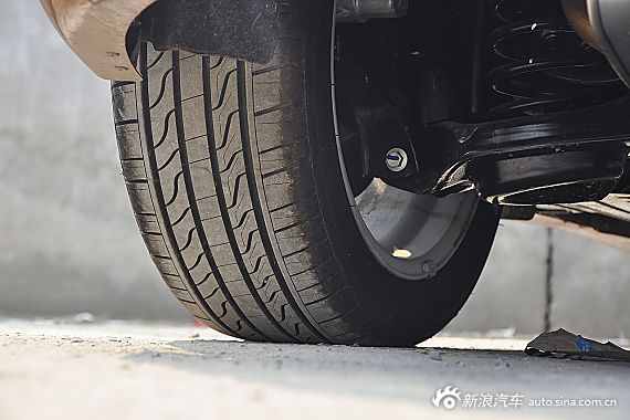 2015款福克斯两厢1.5L GTDi自动运动型