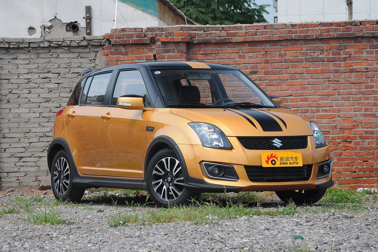 2015款雨燕1.5l自动限定版