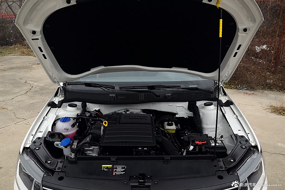 2015款朗逸1.6L手动风尚版