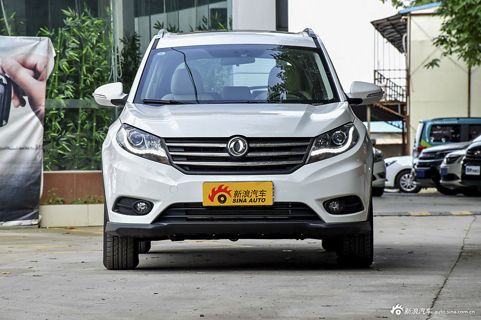 2016款东风风光580 1.5T手动豪华型
