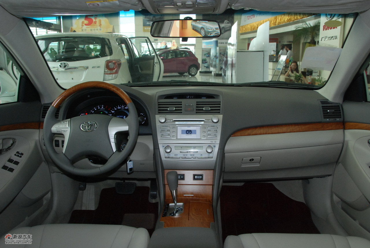 2011款广汽丰田凯美瑞纪念版内饰功能