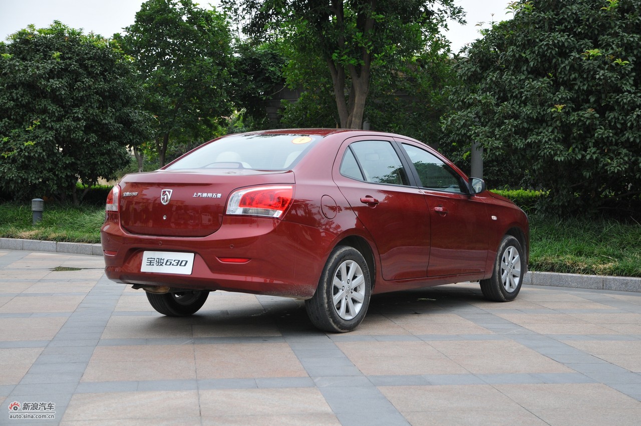 2011款1.5l手动精英型:整体外观