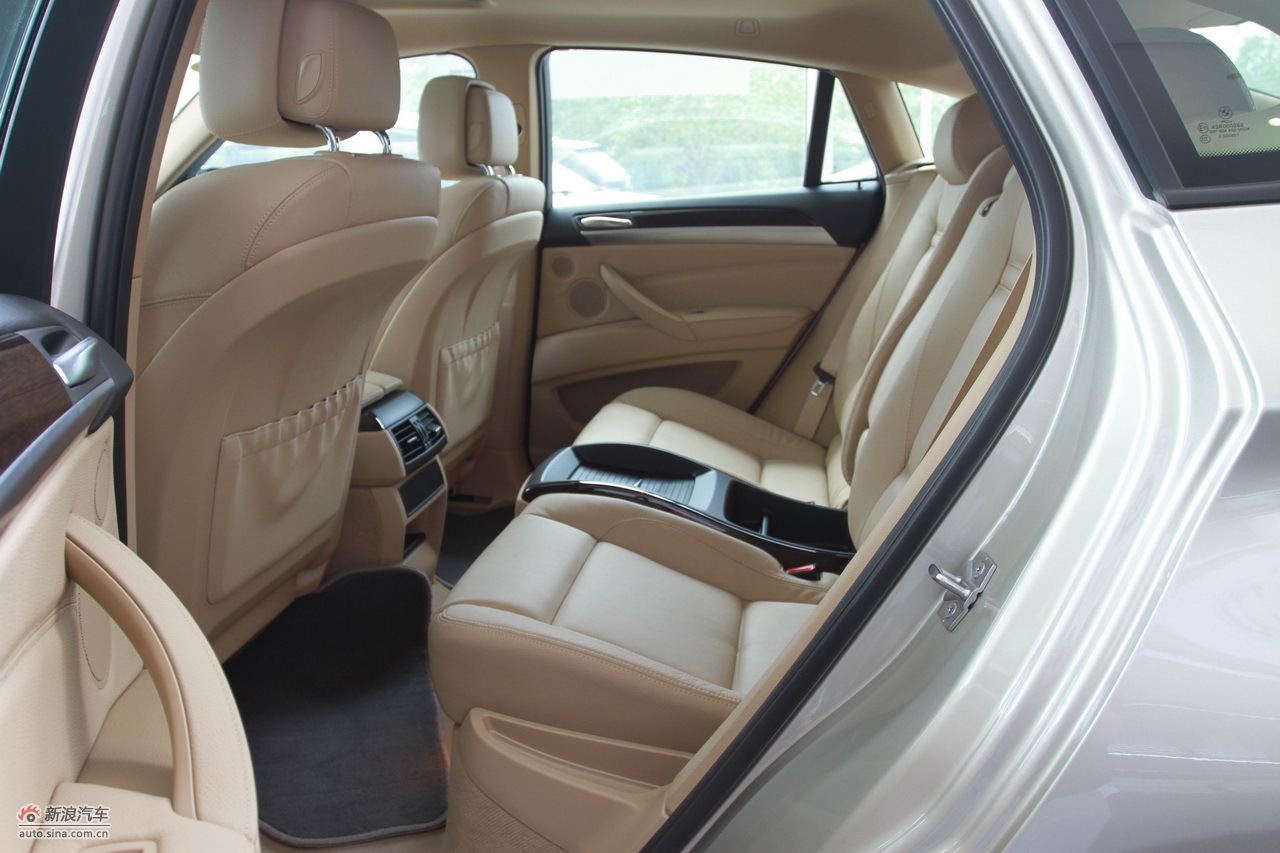 2011款宝马x6 xdrive35i_宝马x6空间图片7215496_汽车图库_新浪汽车