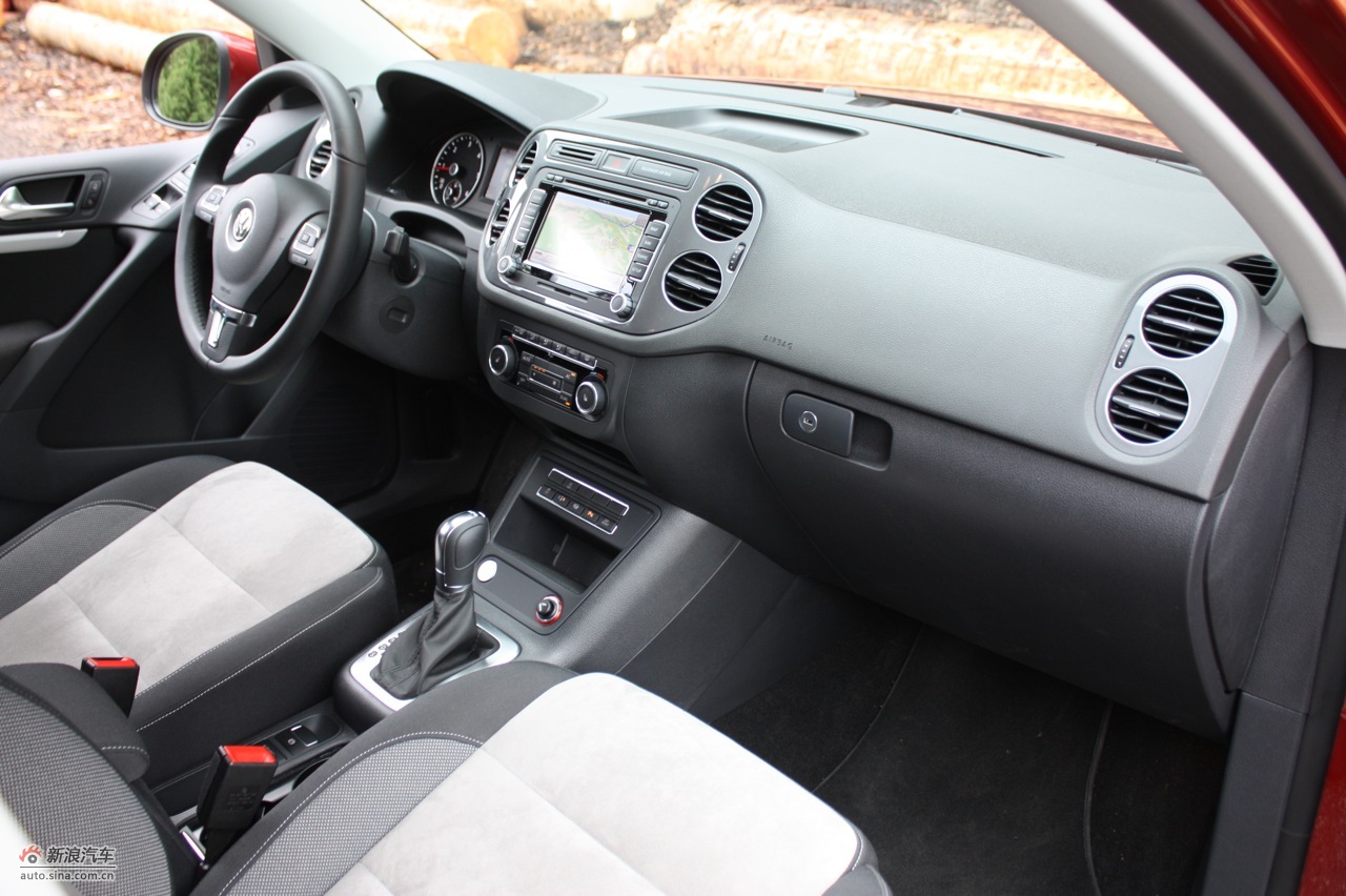 2012款大众途观tiguan_途观-进口内饰图片6015498_汽车图库_新浪汽车