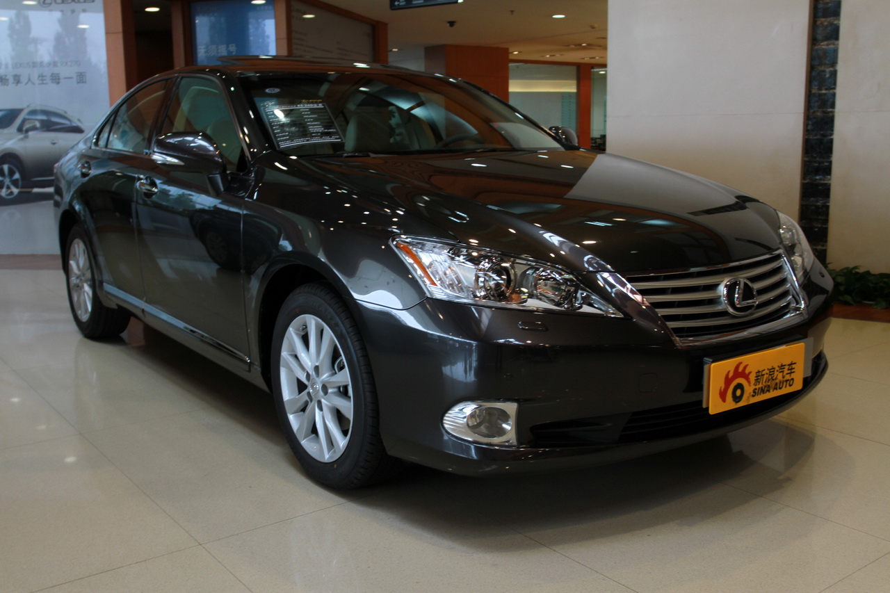 2010款雷克萨斯es240典雅版