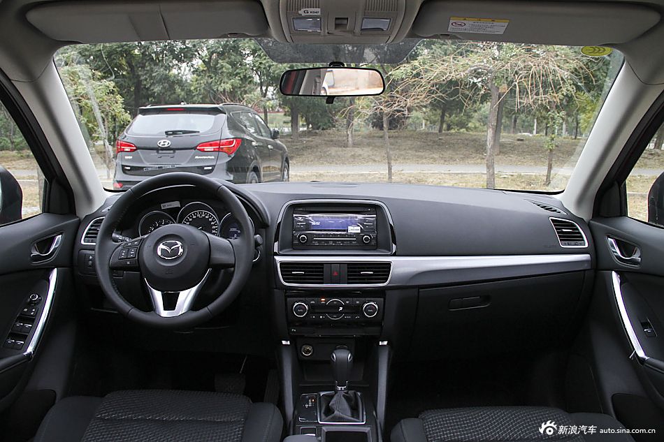 2015款马自达CX-5 2.0L自动两驱都市型