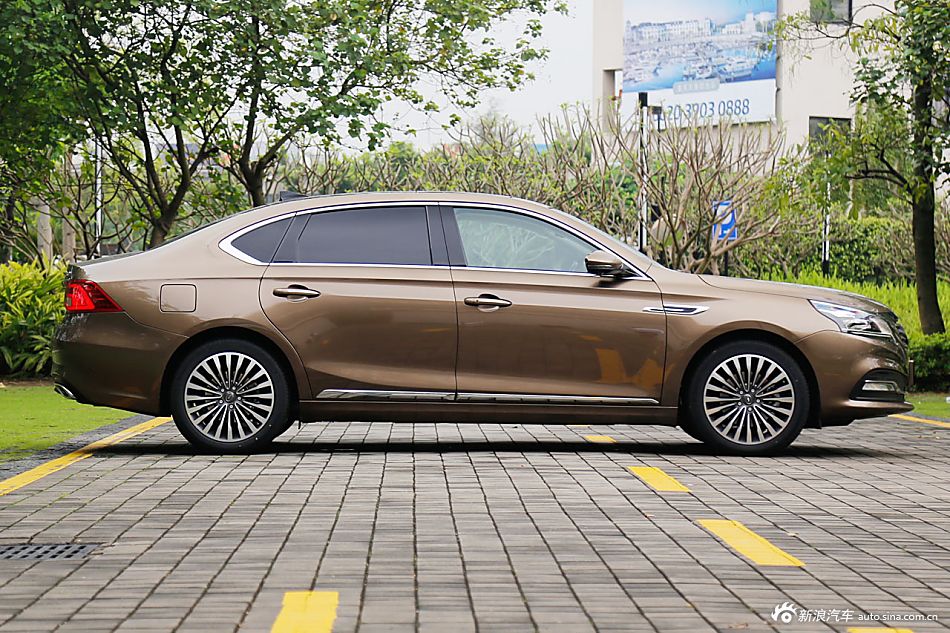 2016款传祺GA8 2.0T自动至尊版320T